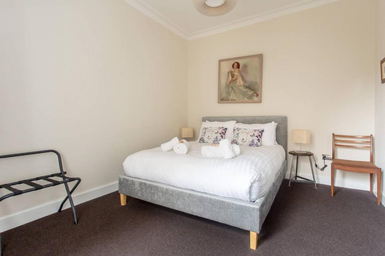 Appartement Joivy Spacious Flat With Garden In Centre *