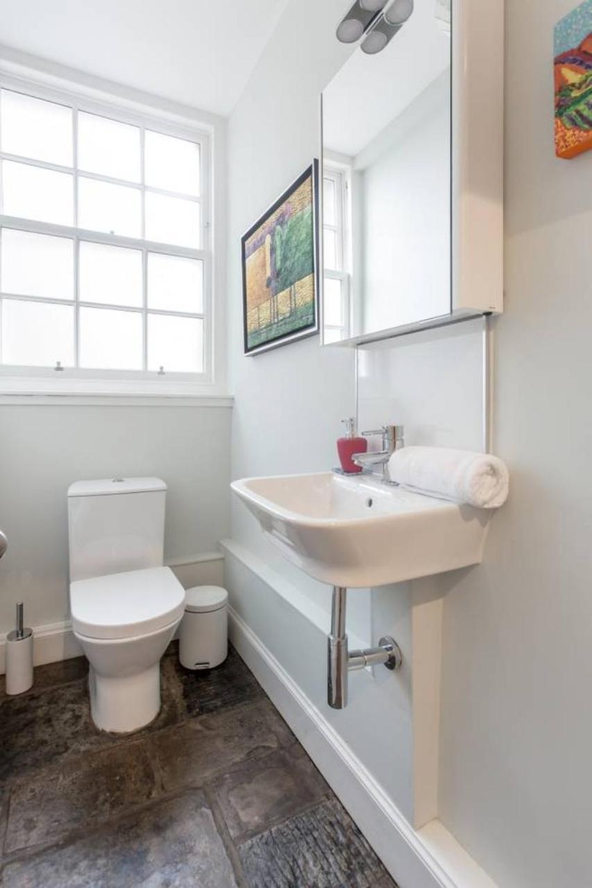 Joivy Spacious Flat With Garden In Centre Édimbourg